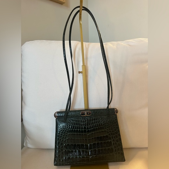 Green Crocodile-Embossed shoulder or crossbody bag made in Italy